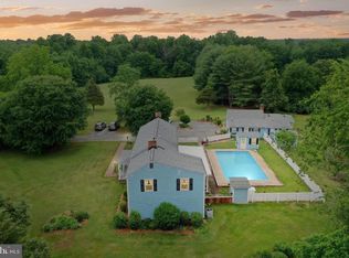 4500 Burr Hill Rd, Rhoadesville, VA 22542