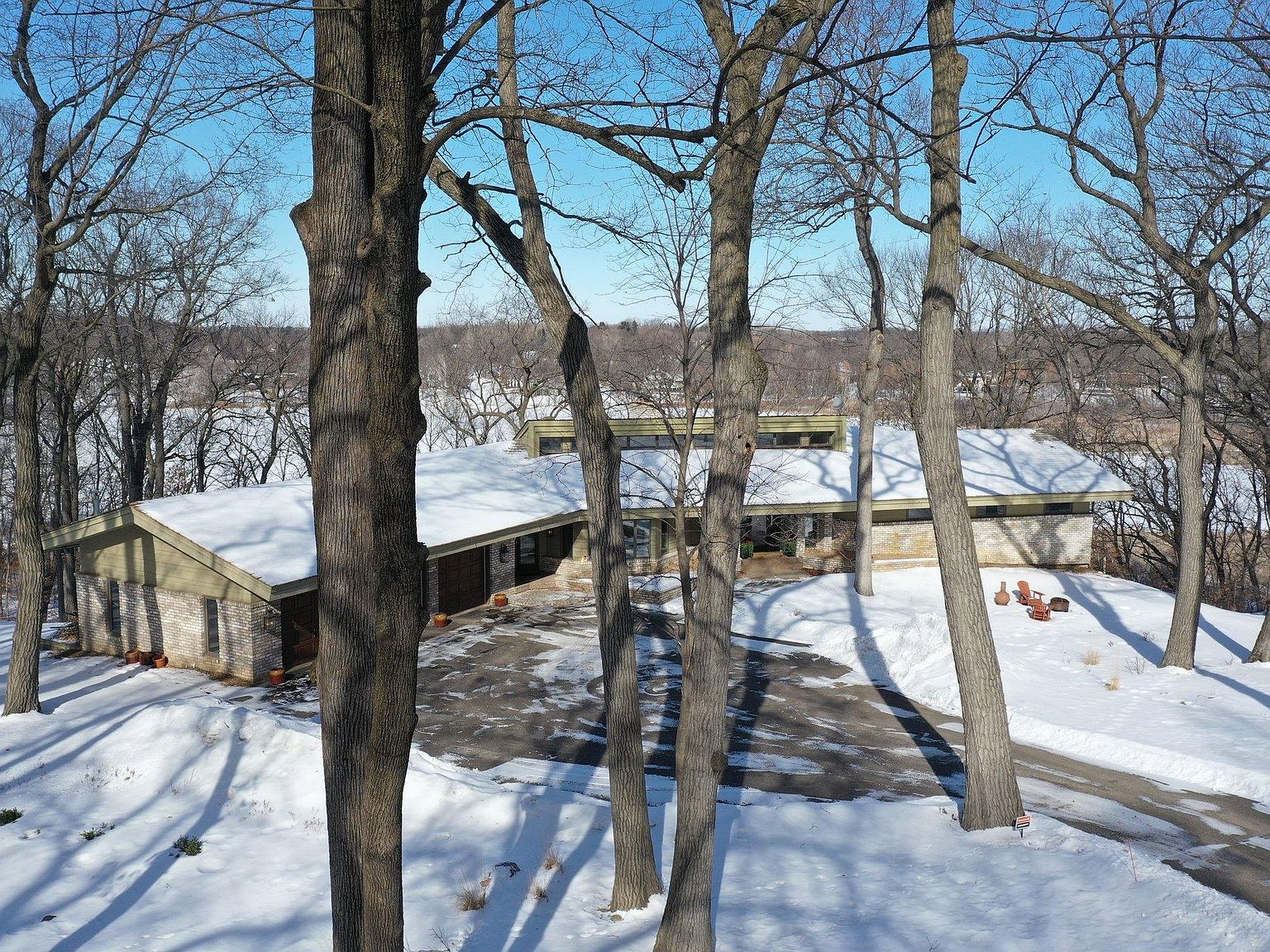 7 W Bay Ln, North Oaks, MN 55127 Zillow