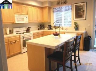 2266 Montecito Ct, Brentwood, CA