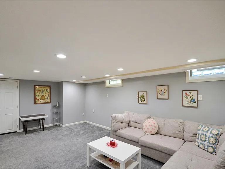 37653 Longacre Dr — Photo 28