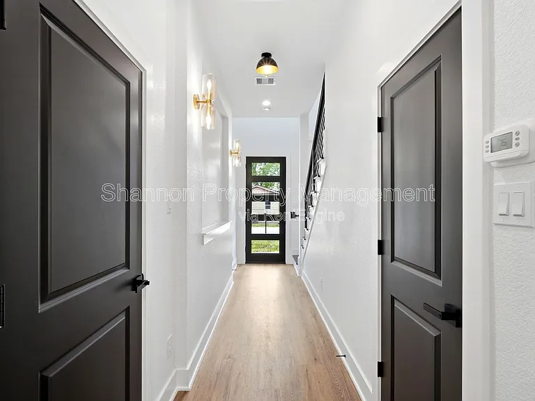 2107 Esther Dr #A — Photo 6