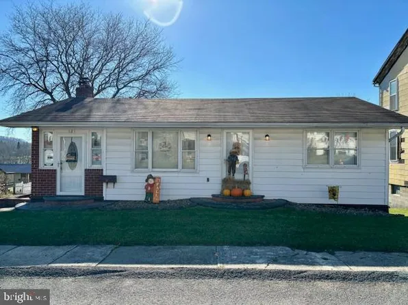 121 Washington St, Frostburg, MD 21532