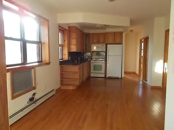 7116 66th Dr APT 3, Middle Village, NY 11379