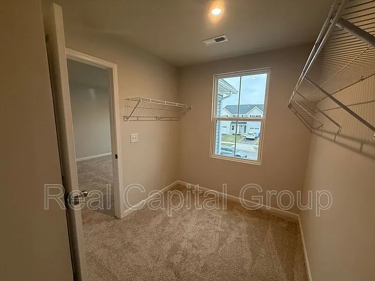 106 South Dr — Photo 30