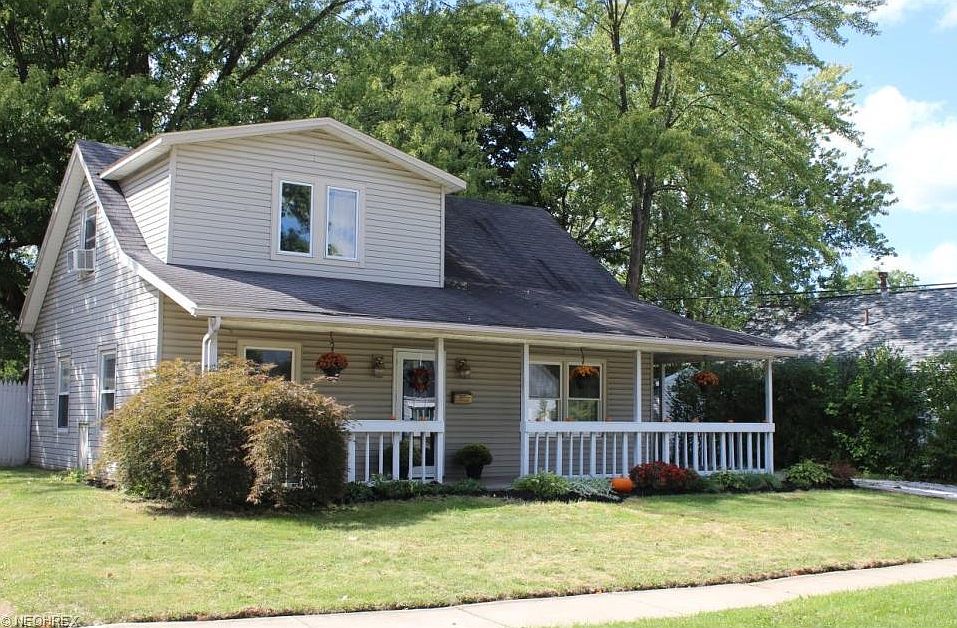 1st image of 622 Stuart Ave