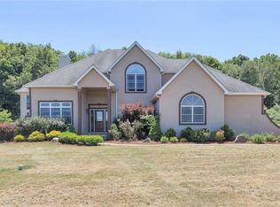 5 Primrose Ln, Chester, NY 10918