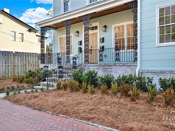 4th image of 105 E Gwinnett St #2