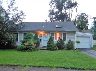 1520 Washington Ave, Pompton Lakes, NJ 07442