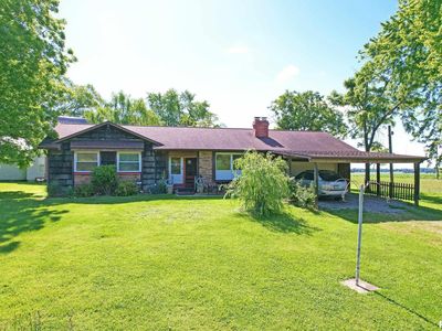 2916 Denison Rd, Saint Francisville, IL, 62460
