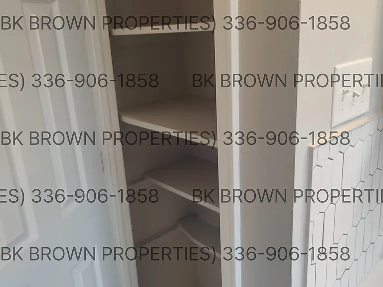 2115 Friends Ave — Photo 17