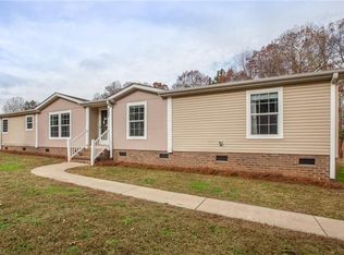 207 Gobble Creek Dr, Lexington, NC 27295