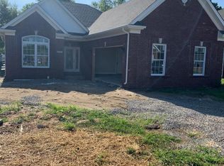 6527 Villa Spring Dr, Louisville, KY 40291
