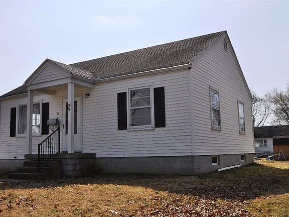 2nd image of 40 Elmwood Ave