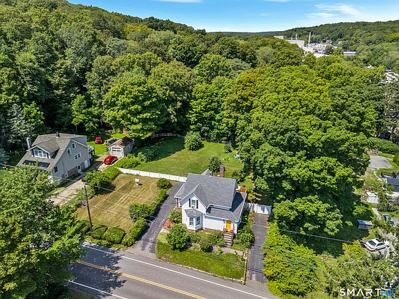 3rd image of 15 Gay Hill Road
