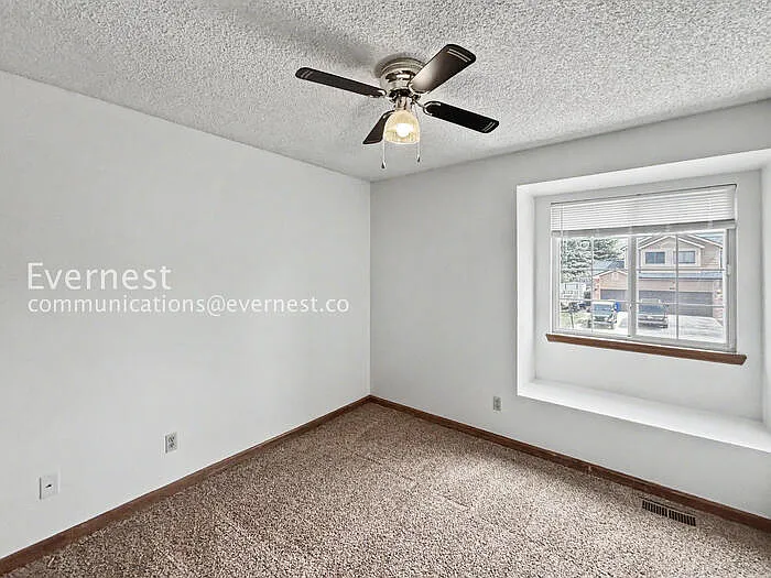 4930 Sprangler Dr — Photo 22