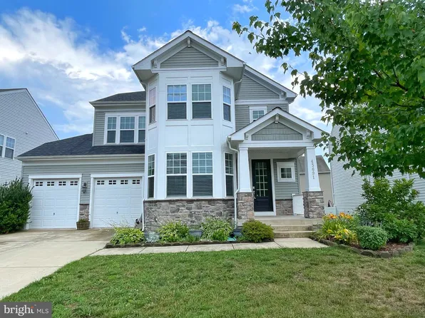 43691 Yulan St, California, MD 20619