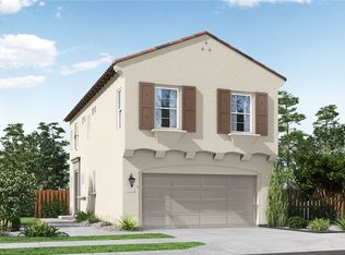 3827 Grant St #34, Corona, CA 92879