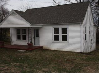 470 N Spring St, Sparta, TN 38583