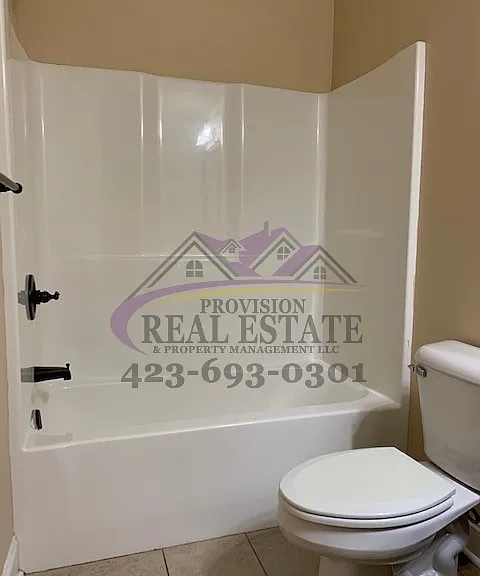 1715 Stonebriar Dr NE — Photo 17