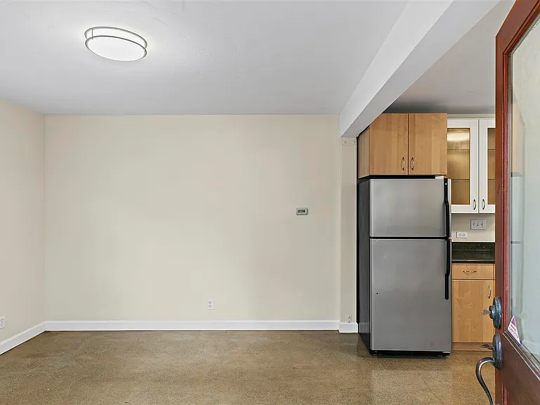 1414 Harmon St — Photo 3
