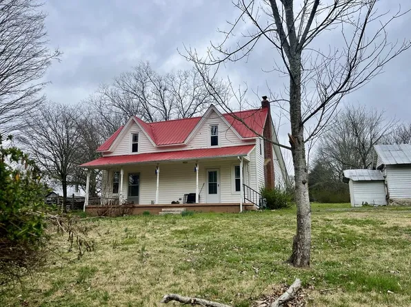 15 Sloan Branch Rd, Pleasant Shade, TN 37145