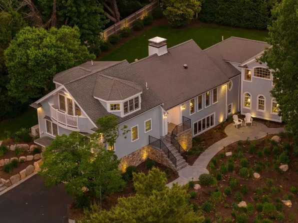 20 Nichols Rd, Cohasset, MA 02025