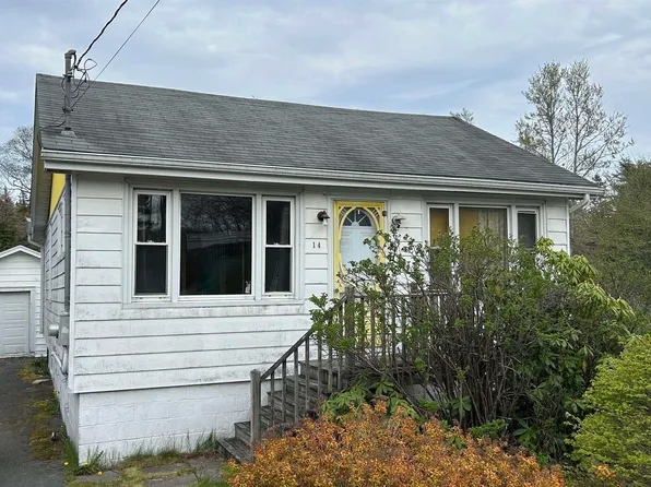 14 Terence Bay Rd, Halifax, NS B3T 1W4