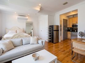 128 E 62nd St, New York, NY