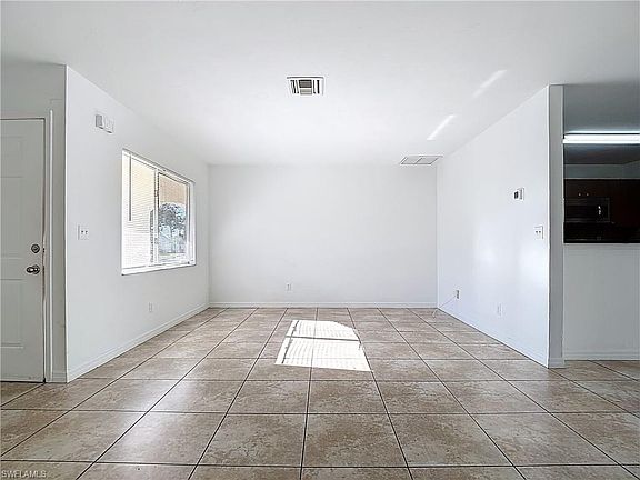 5th image of 1105/1107 Cape Coral PKWY W
