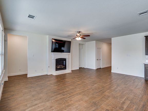 5th image of 11008 Culberson Dr