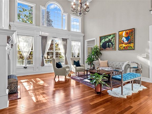 4th image of 2308 NW Harvard Walk