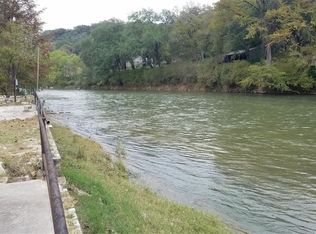 7462 River Rd, New Braunfels, TX 78132