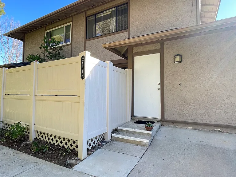 28817 Conejo View Dr — Photo 1