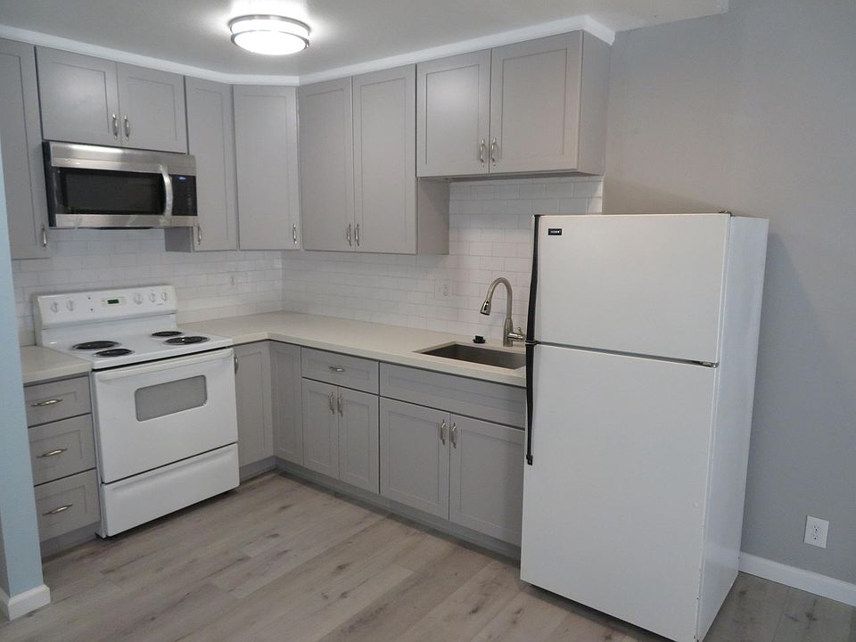 1st image of 680 Morse Ave APT 1