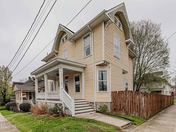 2nd image of 631 Eleanor St