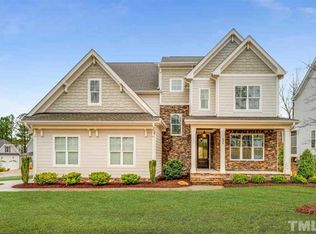 804 Hollymont Dr, Holly Springs, NC 27540