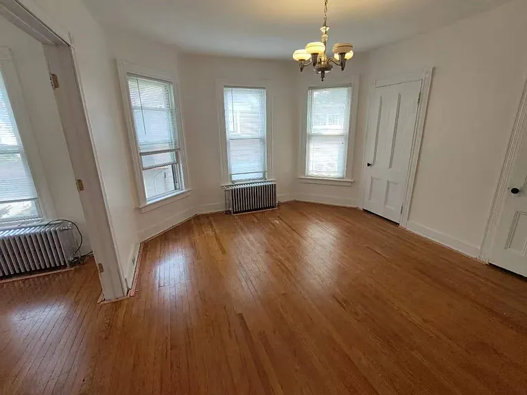 19 Clarke St #2 — Photo 1