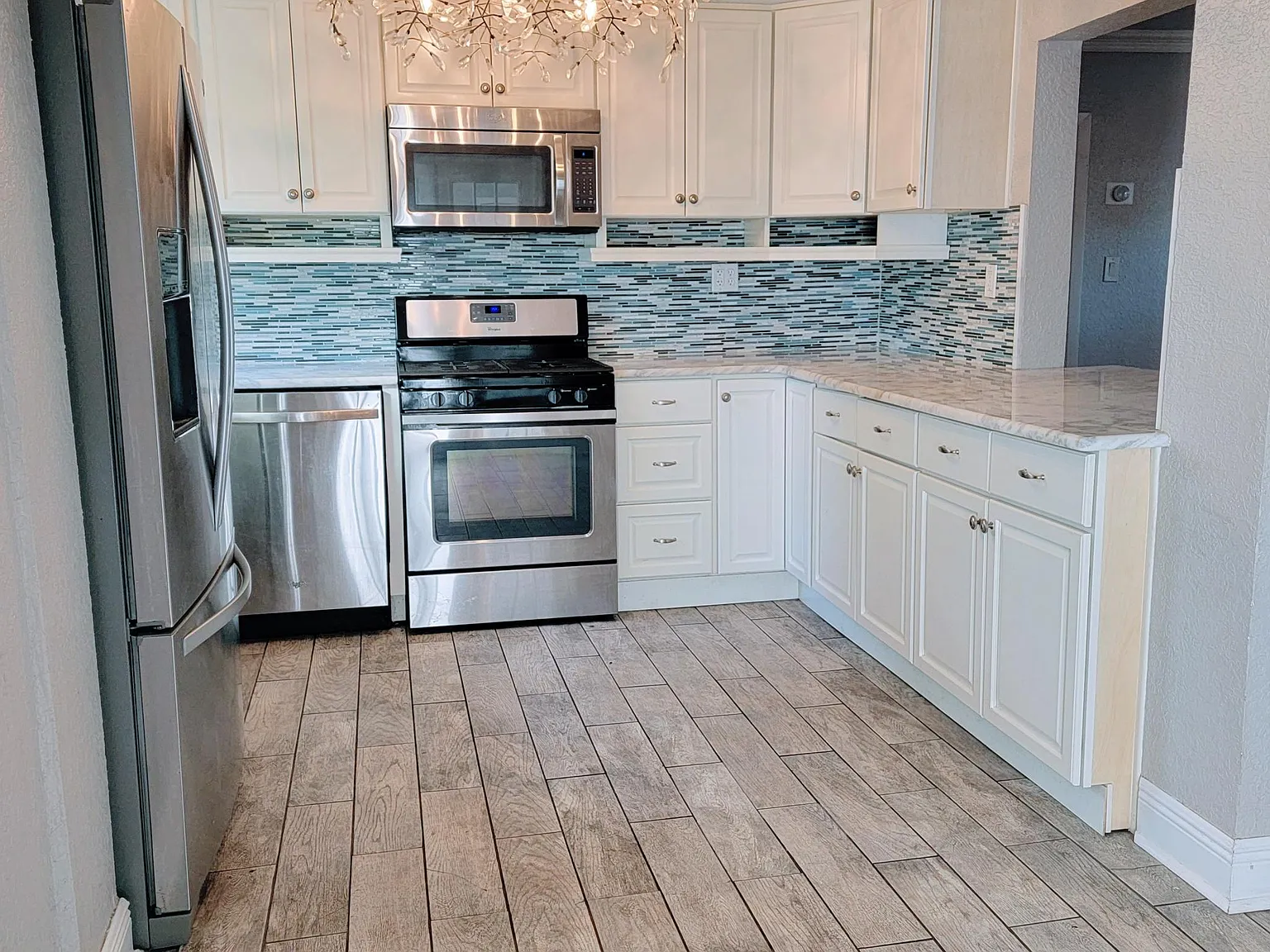 2 bed, 1228 sqft, $1,800 — Photo 1