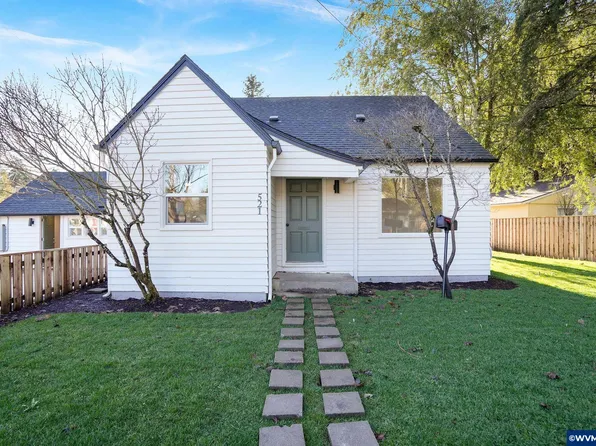 521 Piedmont Ave NW, Salem, OR 97304