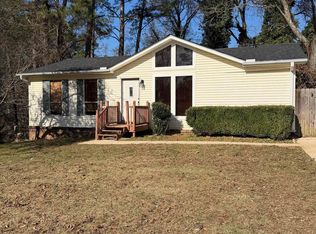 508 Foxfire Dr, Gardendale, AL 35071