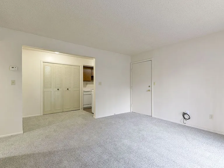 Old Monterey Apartments — Photo 34
