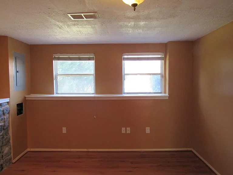 7734 Chatfield Ln — Photo 27