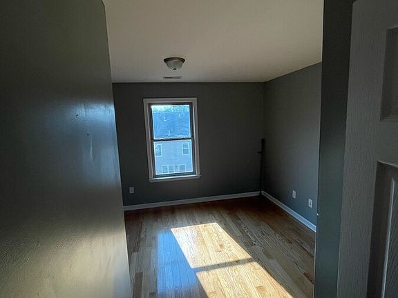 4th image of 1728 N Bouvier St Floor 2