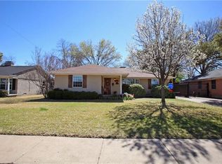 6326 Woodcrest Ln, Dallas, TX 75214