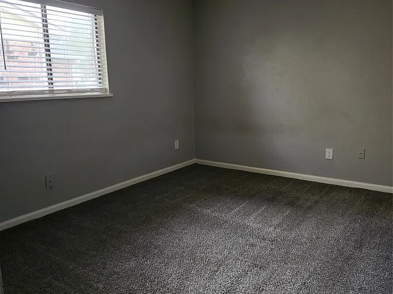 17307 S Yorkglen Dr — Photo 10