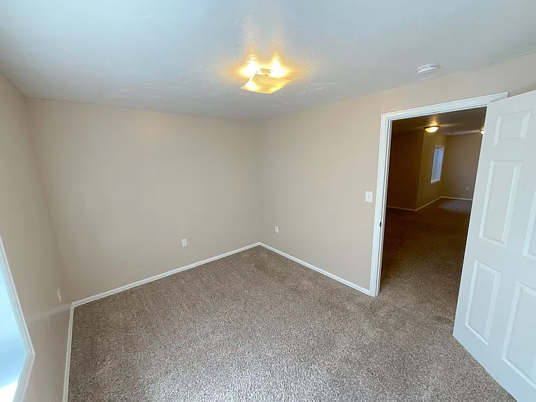 2579 Weyburn Way — Photo 42