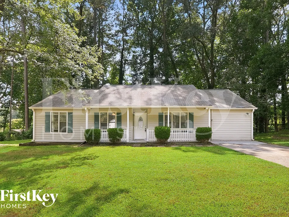 44 Hartley Woods Dr NE