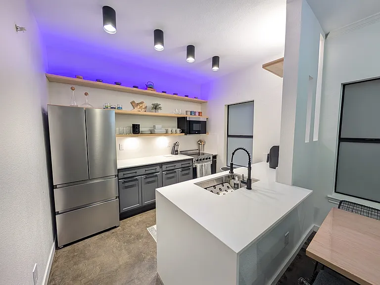 6000 Shepherd Mountain Cv #1 — Photo 9