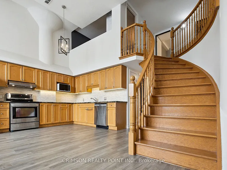 111 Grey St #105 — Photo 14