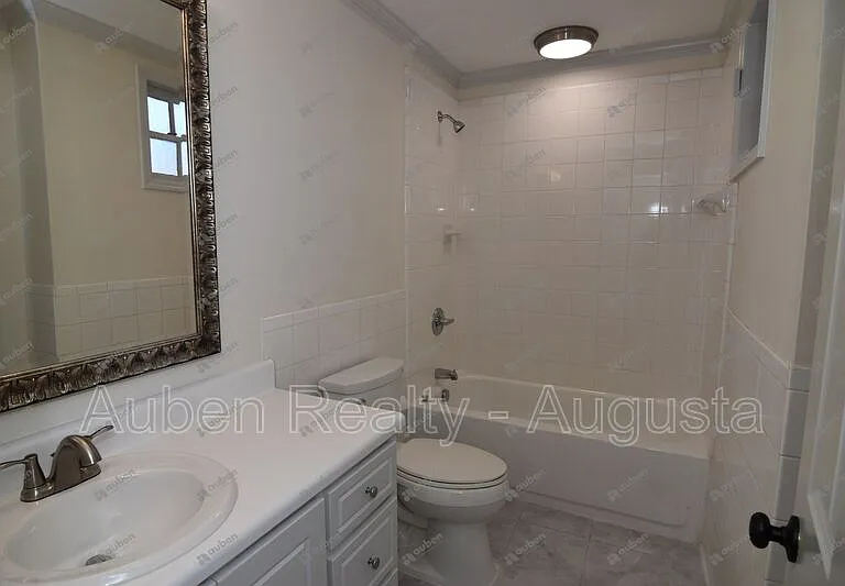 239 Greene St #A3 — Photo 2